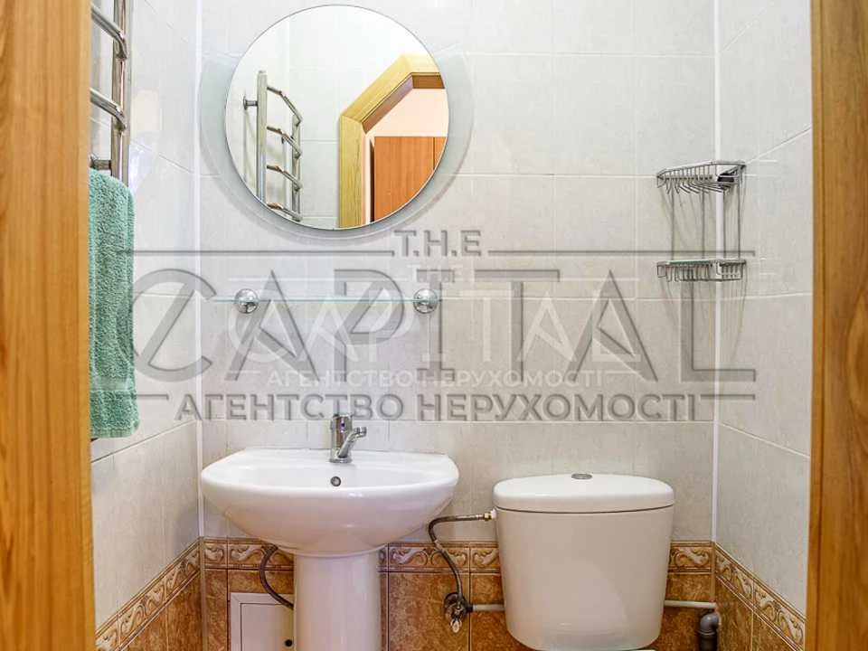 House. Kyiv, вул. Mendeleeva