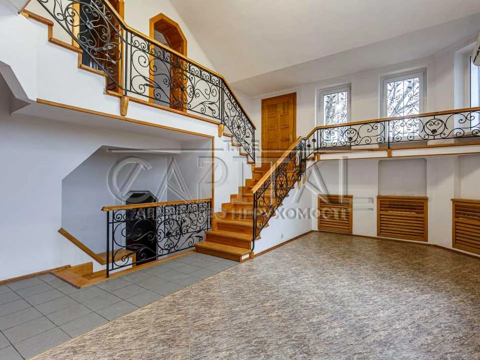 House. Kyiv, вул. Mendeleeva