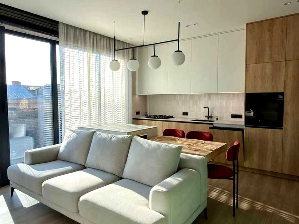 Apartment. Lviv, Okruzhna Street