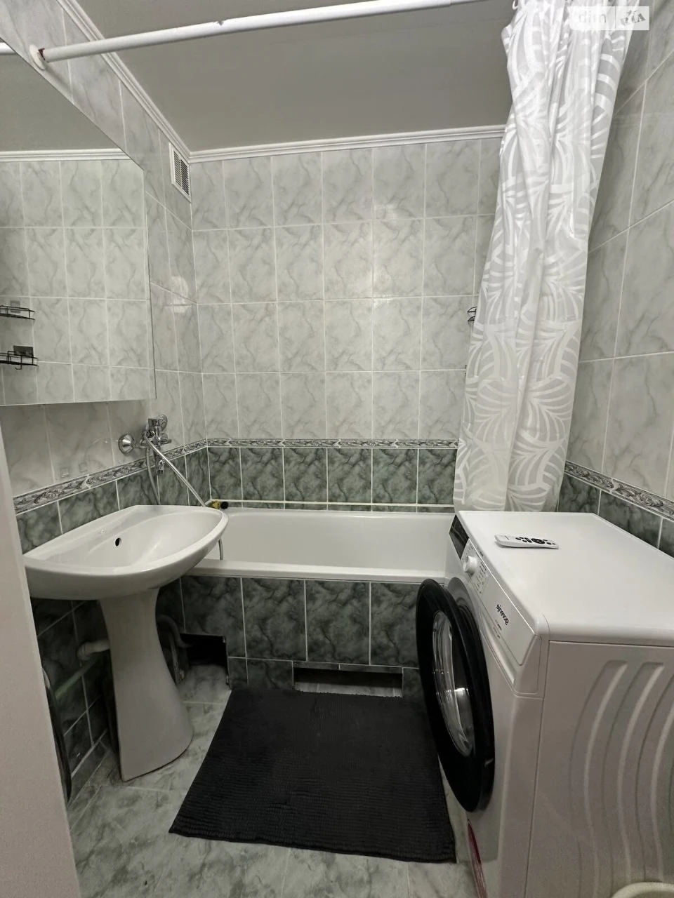 Long-Term Rental Apartment in Osokorky