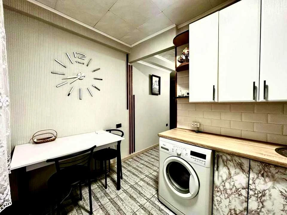 Квартира. Киев, улица Юрия Шумского