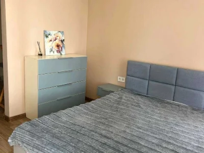 Квартира. Киев, улица Олеся Бердника, ЖК Нивки парк