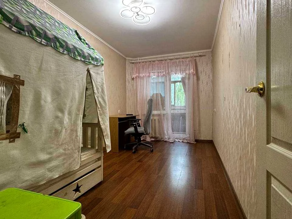 Apartment. Dnipro, Naberezhna Peremohy Street