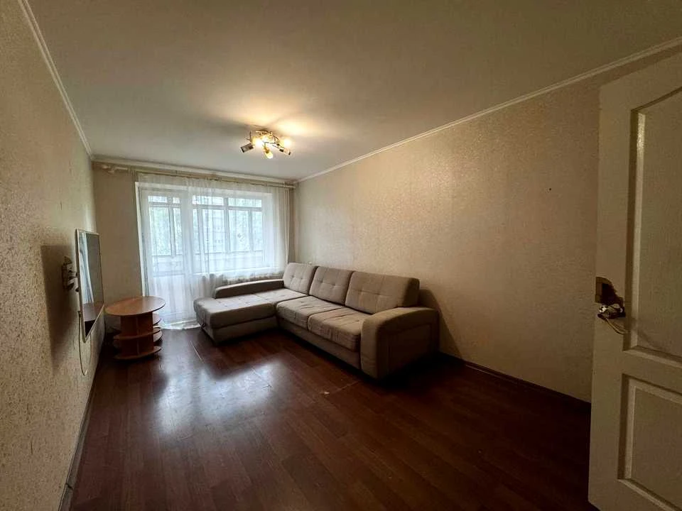 Apartment. Dnipro, Naberezhna Peremohy Street