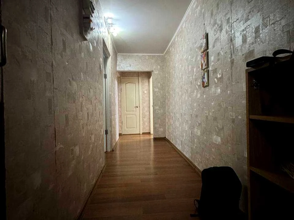 Apartment. Dnipro, Naberezhna Peremohy Street