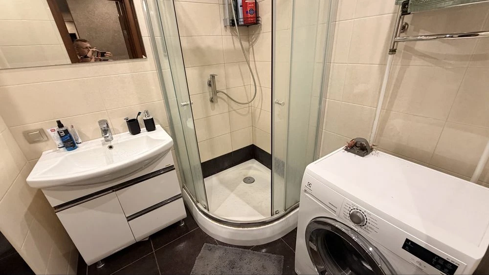 3-room apartment in the 12th district