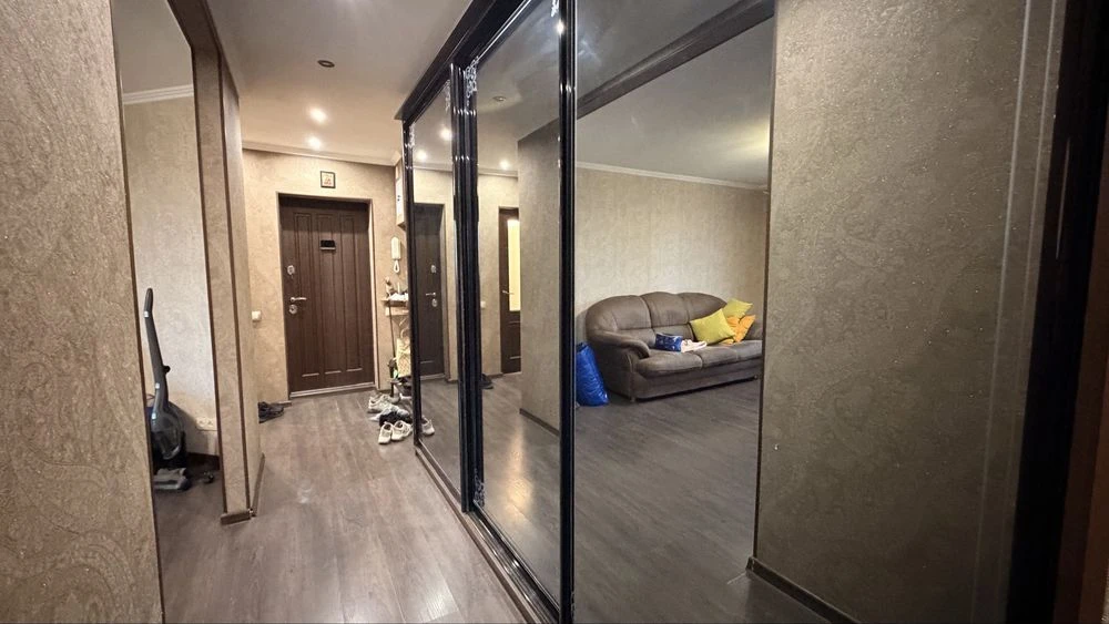 3-room apartment in the 12th district