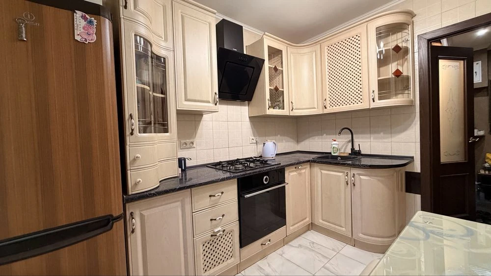 3-room apartment in the 12th district