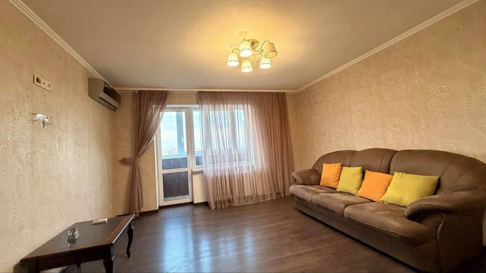3-room apartment in the 12th district