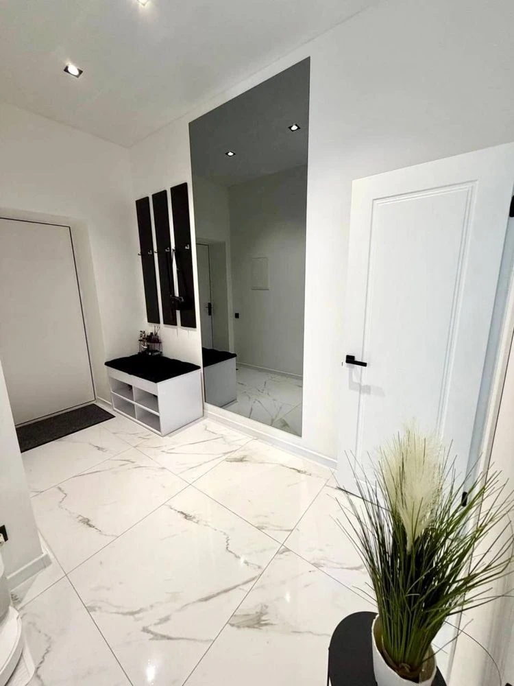Apartment for sale with major renovation! Two separate bedrooms