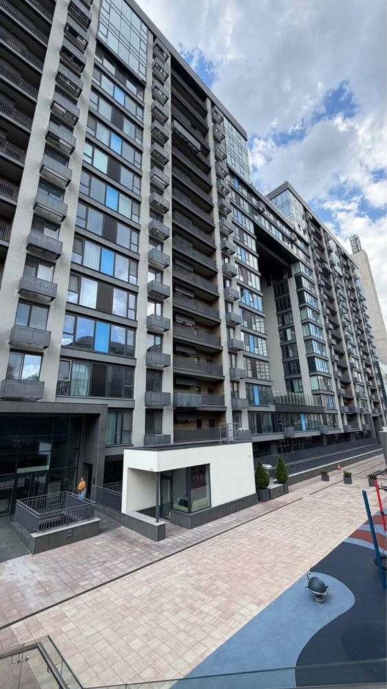 Apartment for Sale: 71.4 sq m in NEBO residential complex near Шевchenko Park