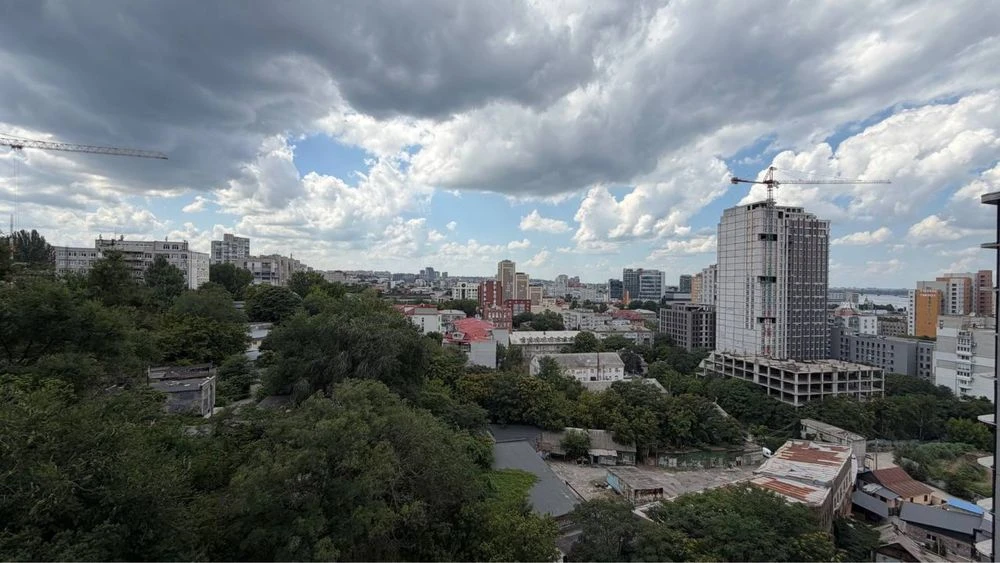 Apartment for Sale: 71.4 sq m in NEBO residential complex near Шевchenko Park