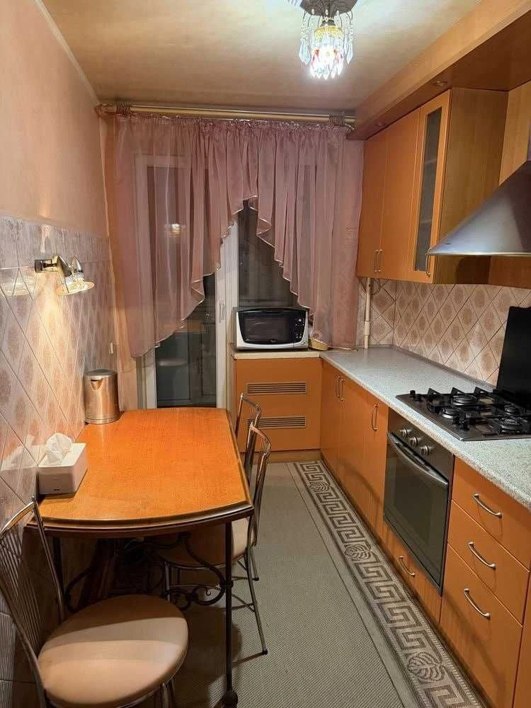For Sale: 2-bedroom apartment on Gogol Street, Nagorka
