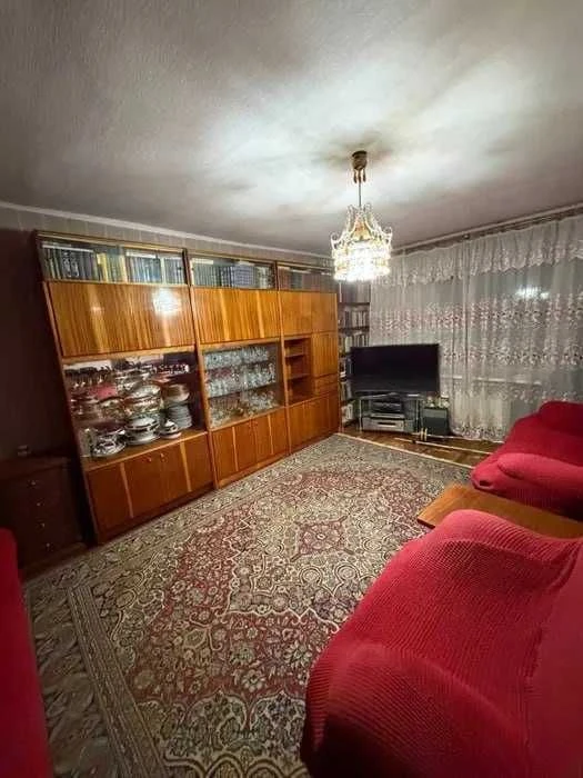 For Sale: 2-bedroom apartment on Gogol Street, Nagorka