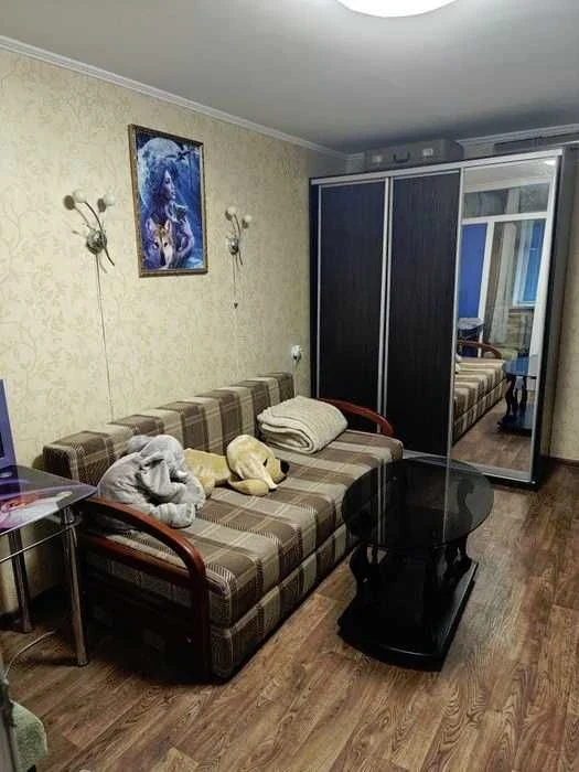 2 ком квартира, 1 этаж с лоджией, на Бабурке, ул. Лахтинская