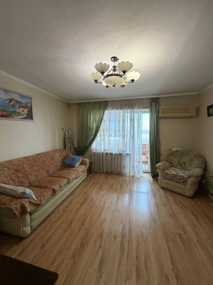 Sale of a 3-bedroom apartment on Cosmos Street, 23A, Chumahenko Street
