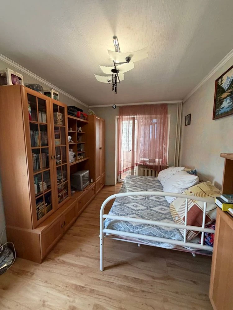 Sale of a 3-bedroom apartment on Cosmos Street, 23A, Chumahenko Street