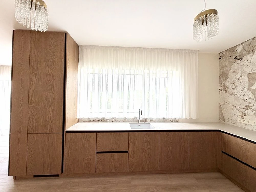 Продаж преміального котеджу 180 м2 з газом