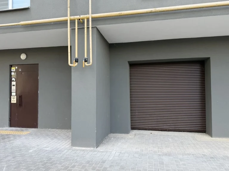 Garage in Residence Amsterdam 6 section