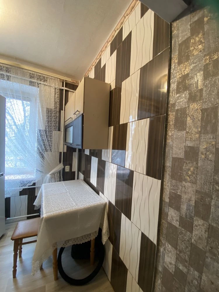 2-bedroom apartment for sale in Kyiv, renovated.