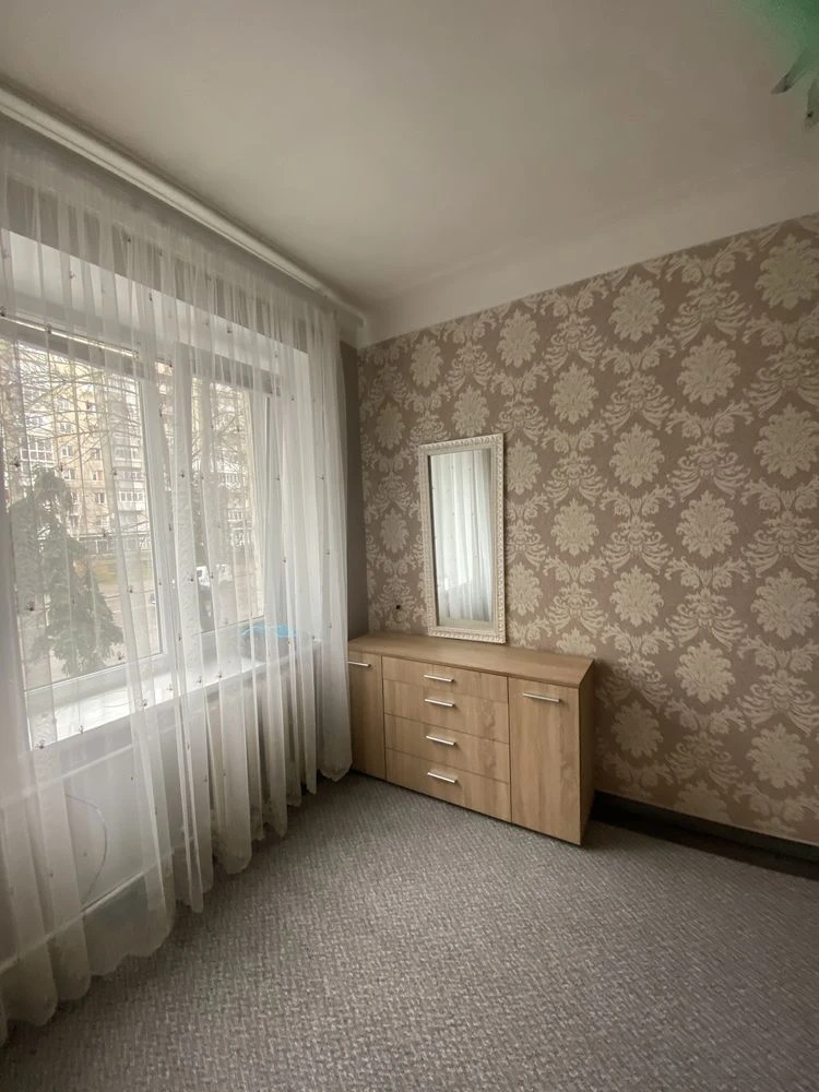 2-bedroom apartment for sale in Kyiv, renovated.