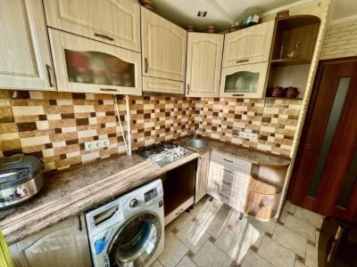Продаж 3 кім кв в гарному будинку