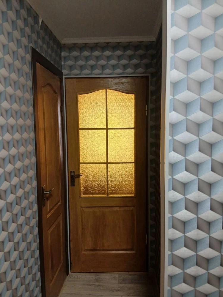 Apartment for Sale in the Center of Velykoi Korenykha: 2-bedroom apartment