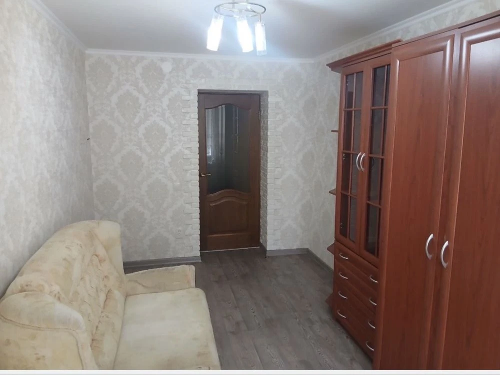 Apartment for Sale in the Center of Velykoi Korenykha: 2-bedroom apartment