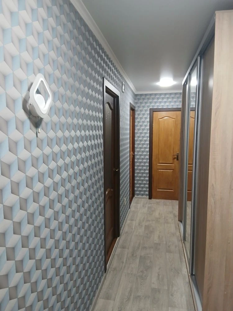 Apartment for Sale in the Center of Velykoi Korenykha: 2-bedroom apartment