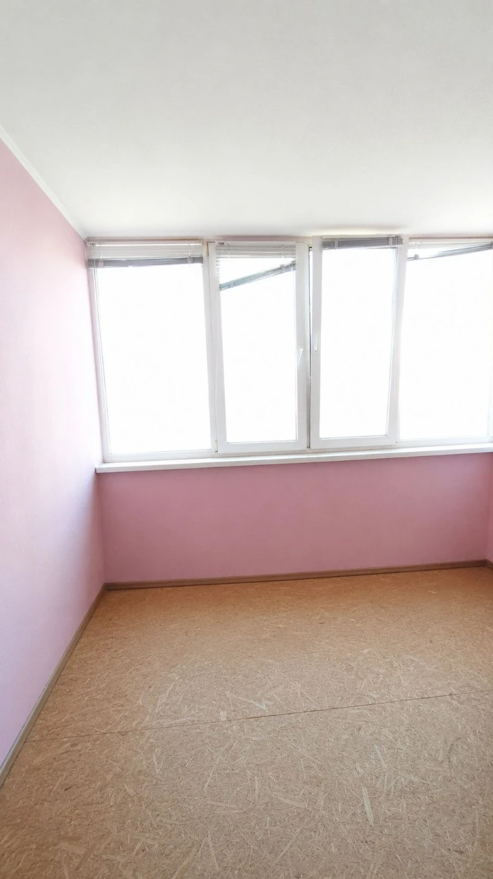 Sale of a 4-room apartment. All rooms are separate, Northern microdistrict