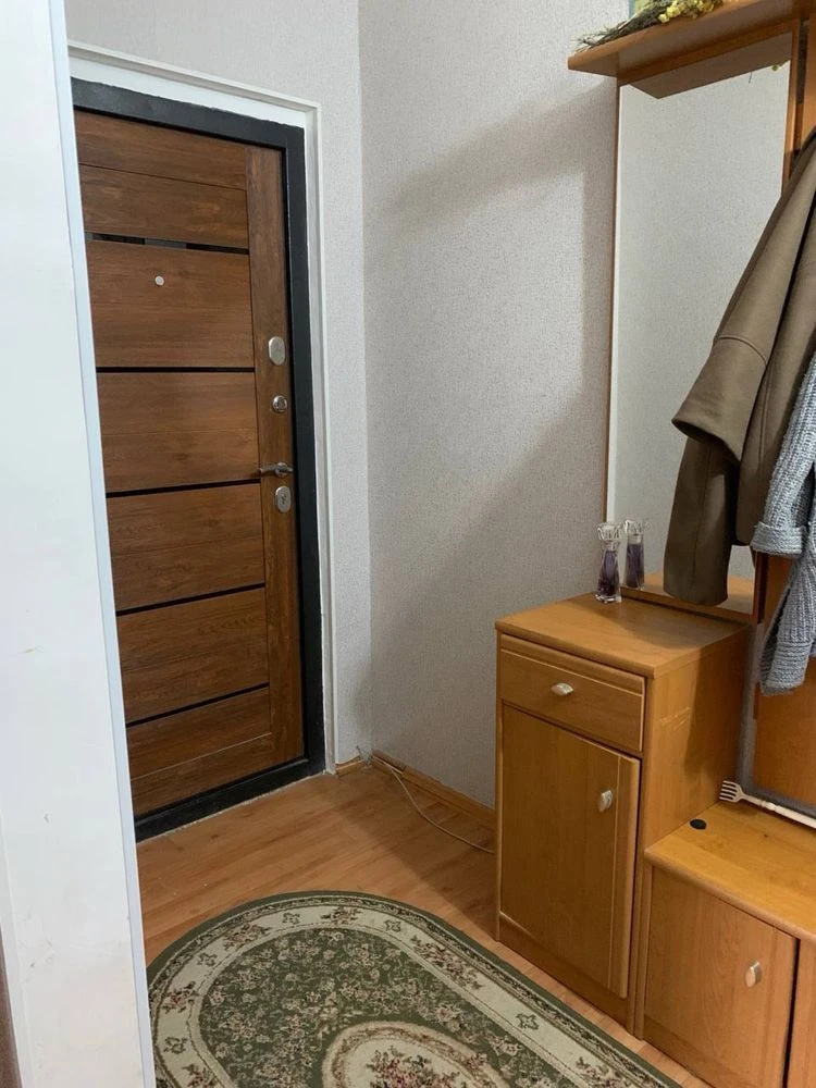 Spacious One-Bedroom Apartment for Sale! Urgent Sale!