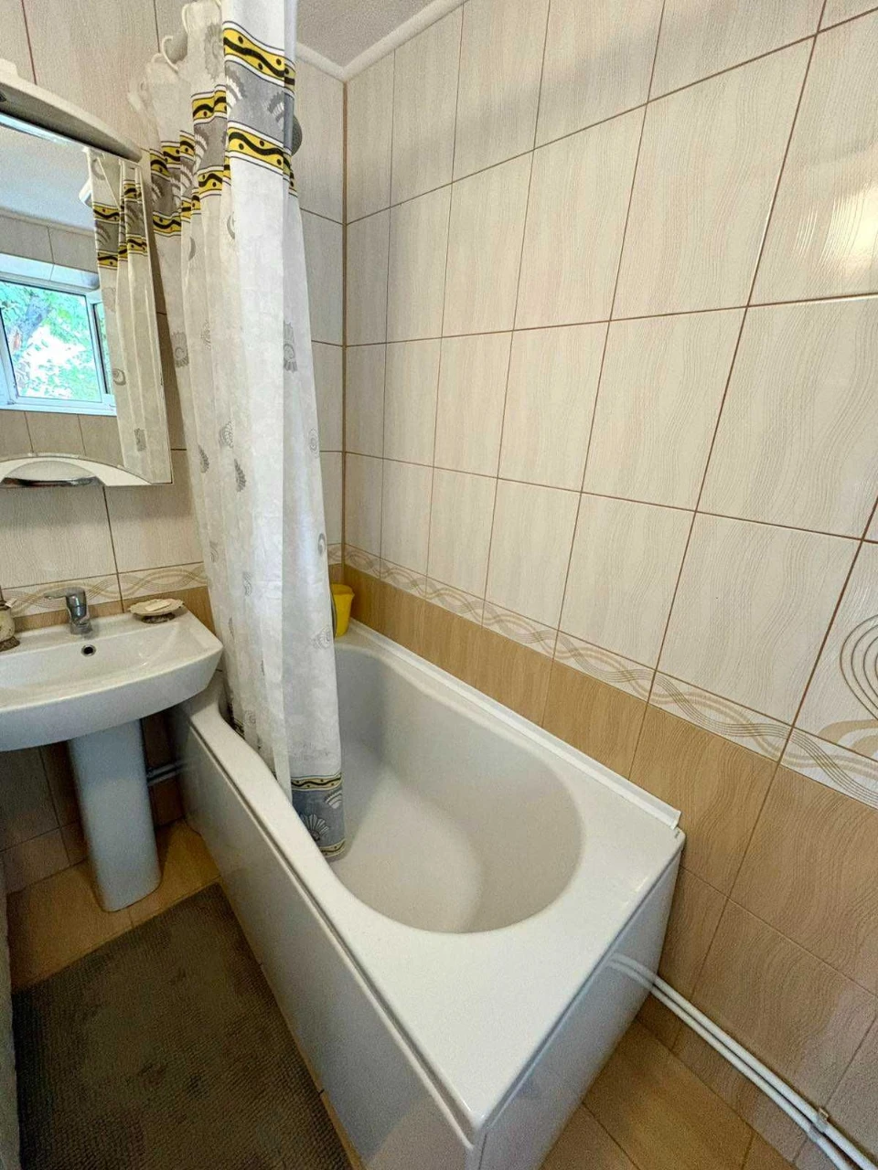 Продаж будинку на ЮТЗ.
