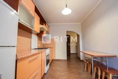 Продажа квартиры с ремонтом — 2 этаж из 10