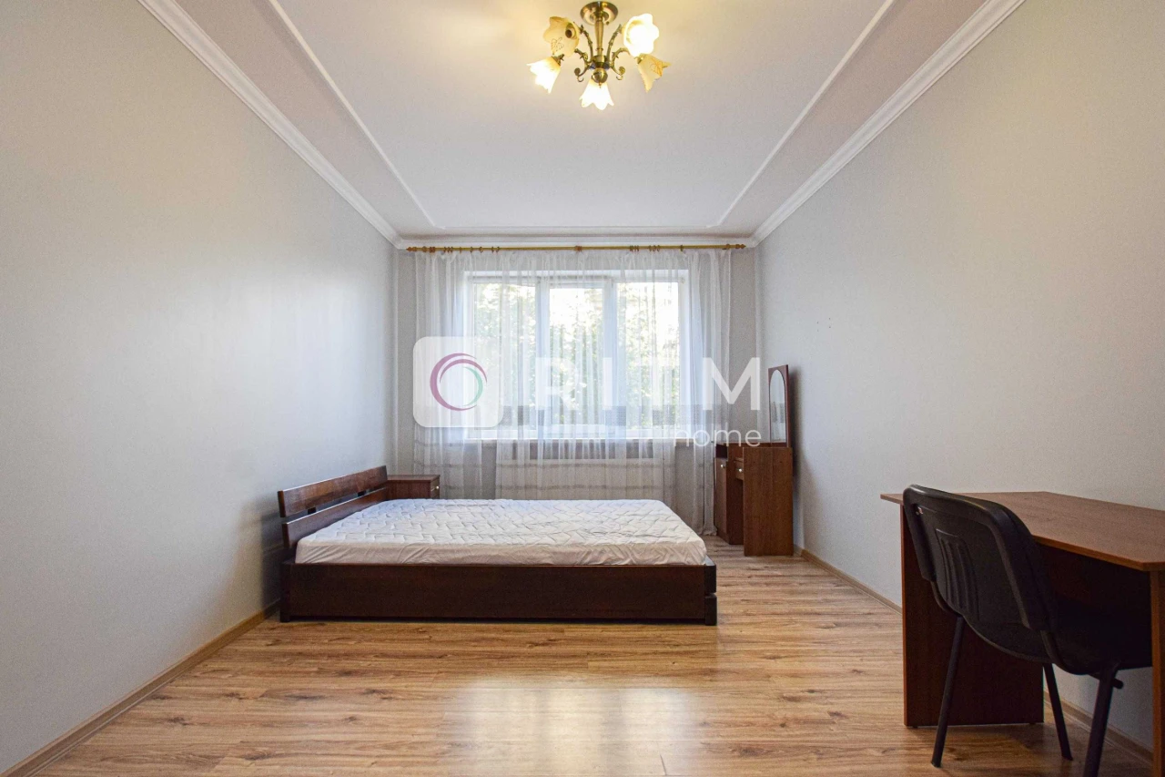 Продажа квартиры с ремонтом — 2 этаж из 10
