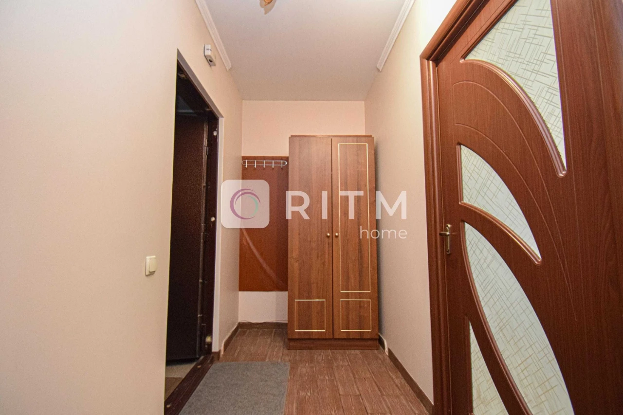 Продажа квартиры с ремонтом — 2 этаж из 10