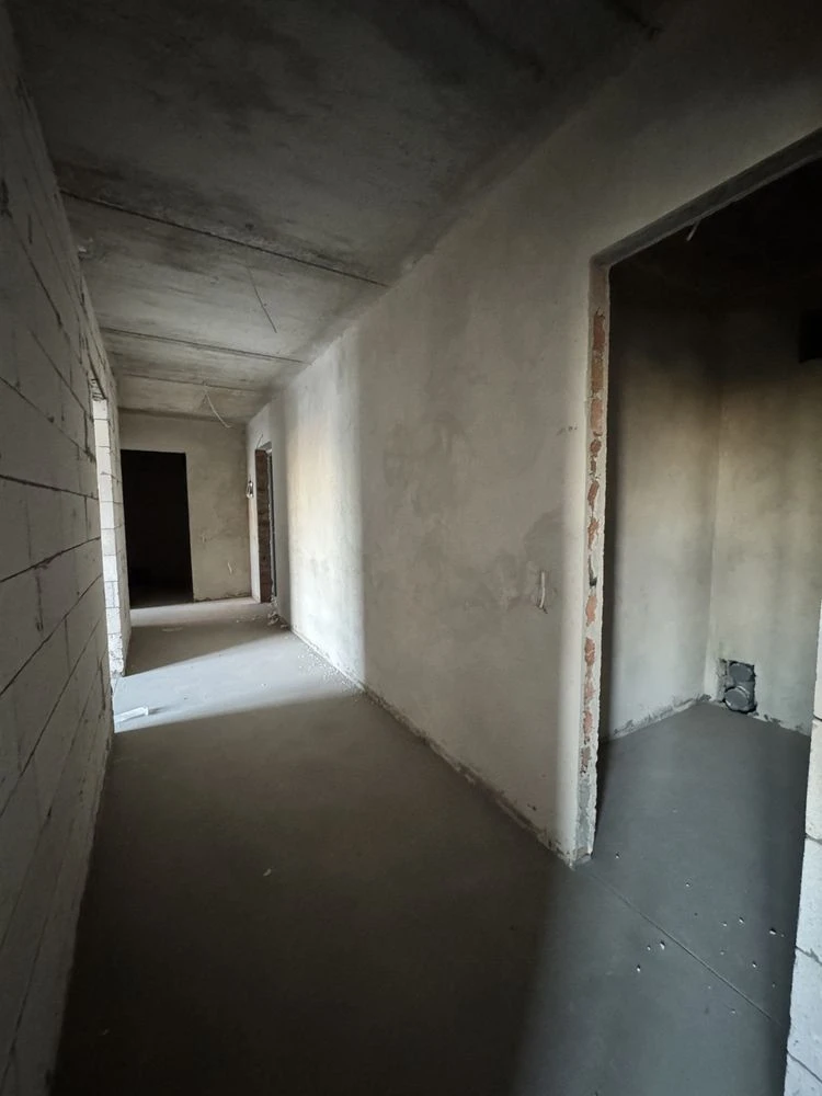 Sale of a 2-room apartment near the city center, Chornievska Street