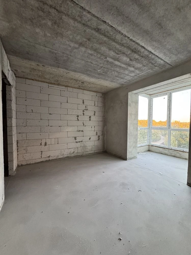 Sale of a 2-room apartment near the city center, Chornievska Street