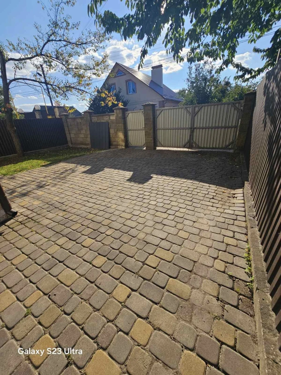 Sale of a House Part - Volodymyr Street Area