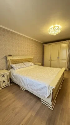 Продажа 3-комнатной квартиры на улице Комарова/Парк Жовтневий/Чешка