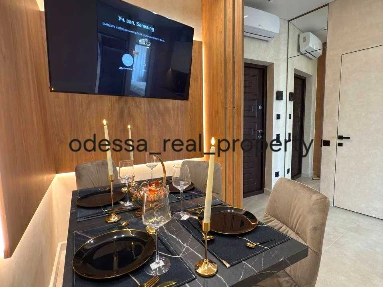 Apartment. Odesa, Genuezka St.