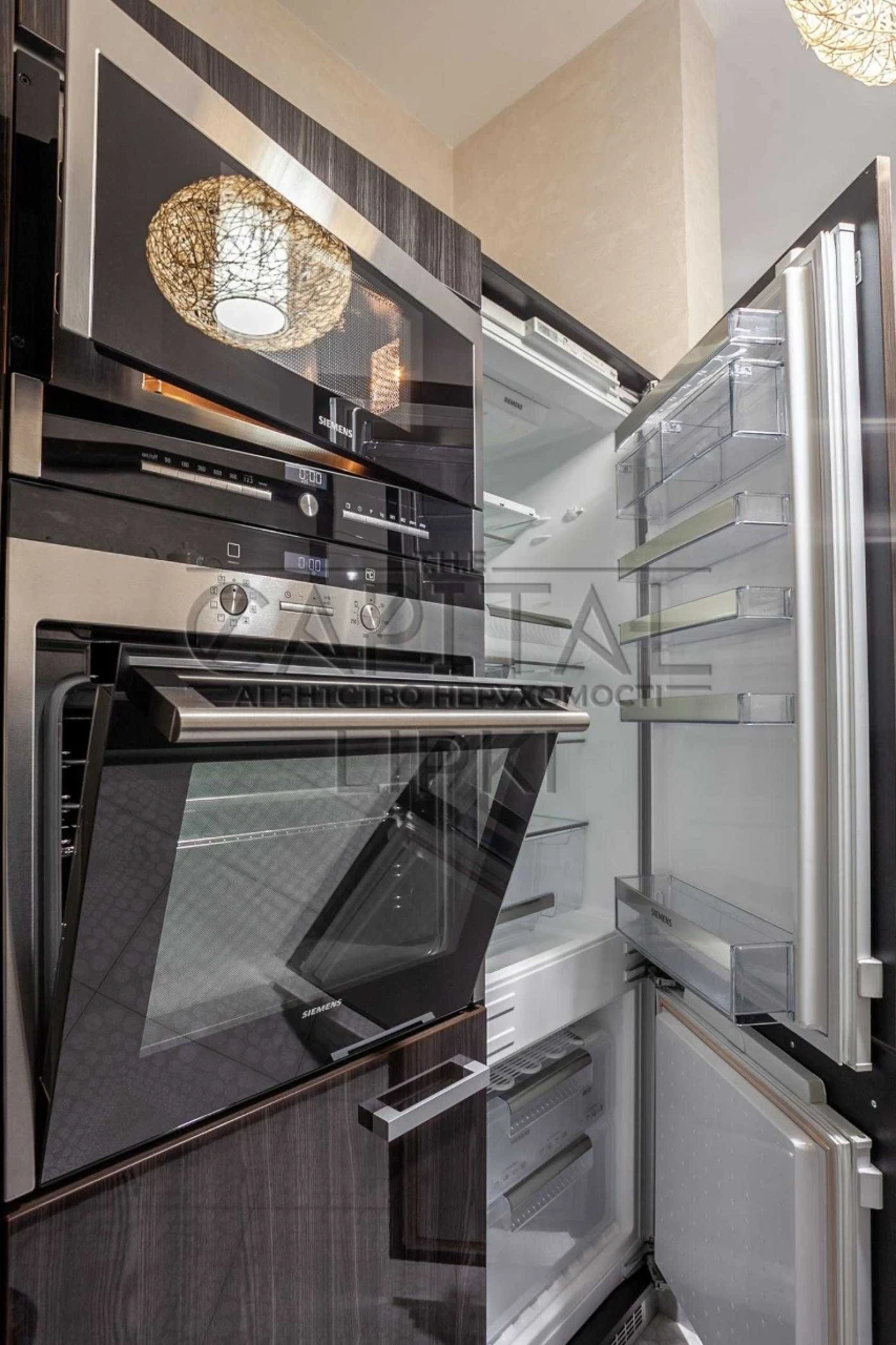 Spacious 2-bedroom apartment for sale, 85m2, in the best complex