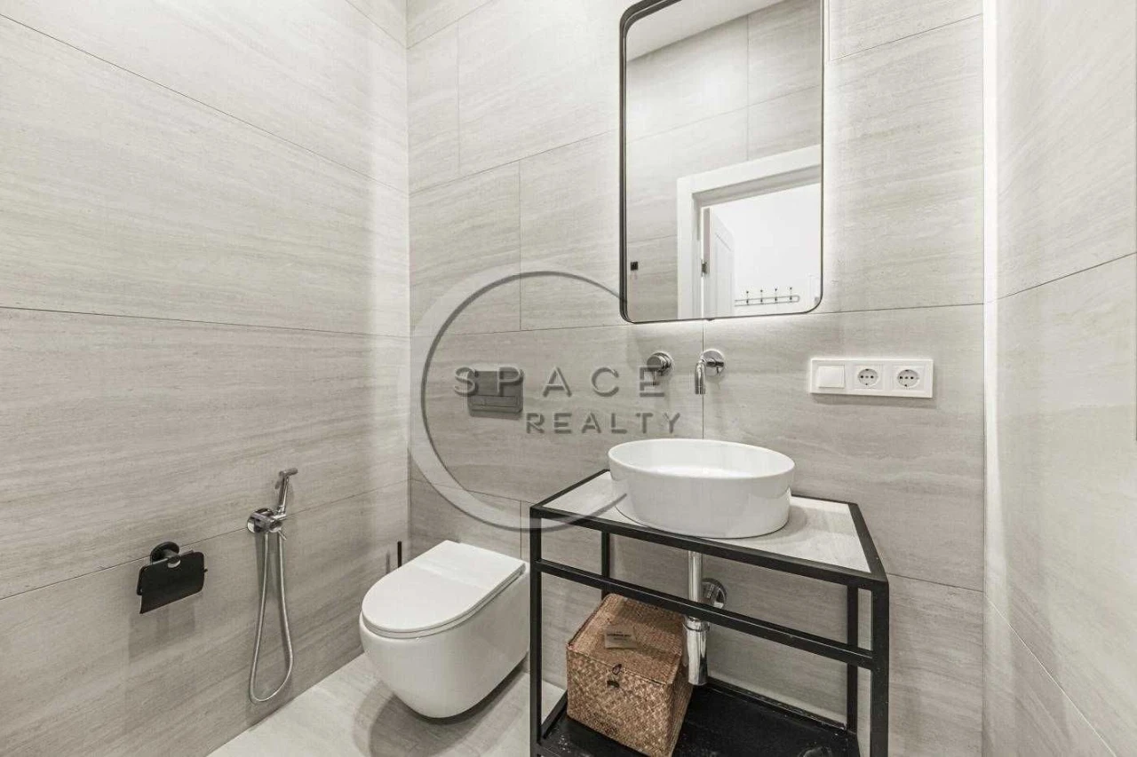 Sale of a 3-bedroom apartment in the ЖК Новопечерські Липки (85 m²)