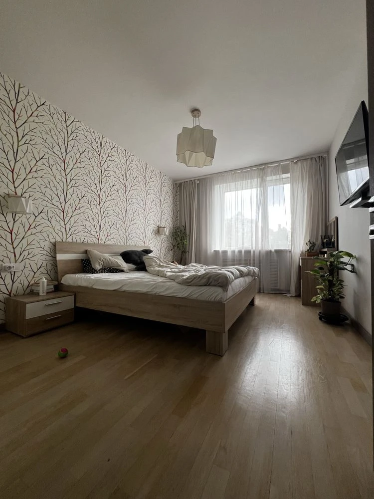 Продаж 3-кімнатноі квартири   Бульварно-кудрявська , метро З
