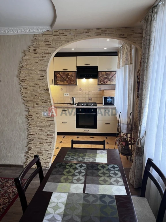 Продам 3-х ком.квартиру