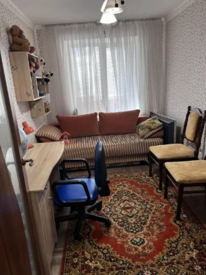 Продается трехкомнатная квартира