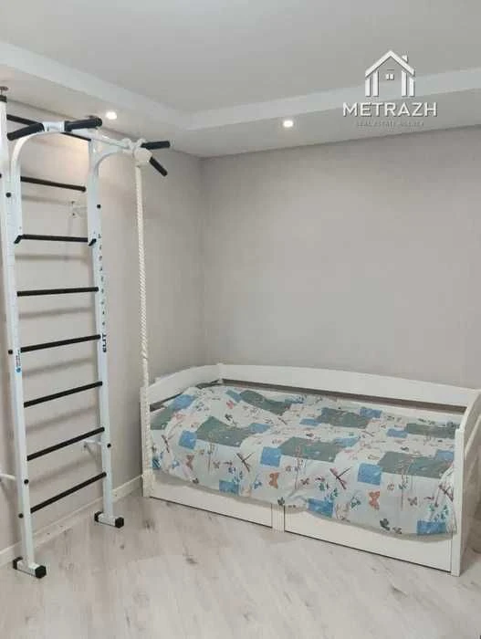 Продаж 2-кімнатна квартира в ЖК "Софієєвський", вулиця Лопанська, 35