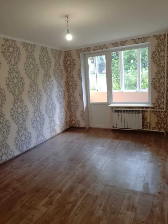 Продаж 1 кімн кв у селищі Хроли