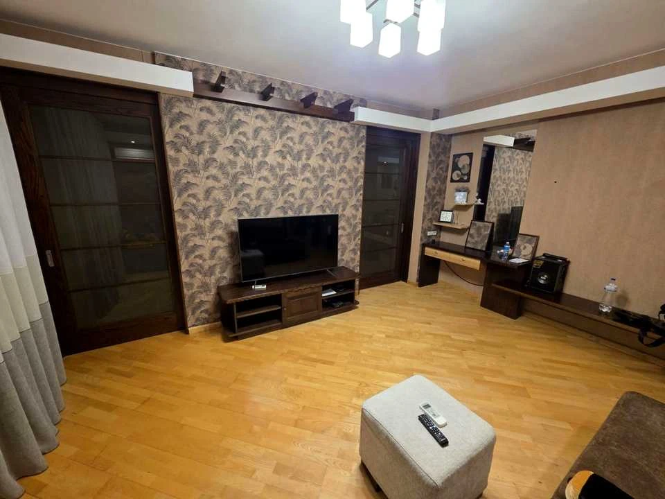 Квартира. Запорожье, Соборный просп. (Ленина)