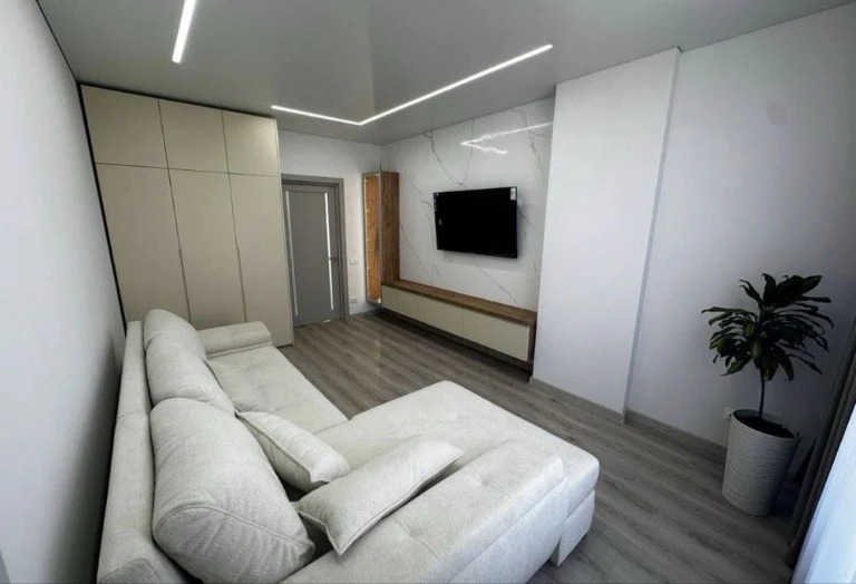 Sale of a two-bedroom apartment in an elite complex