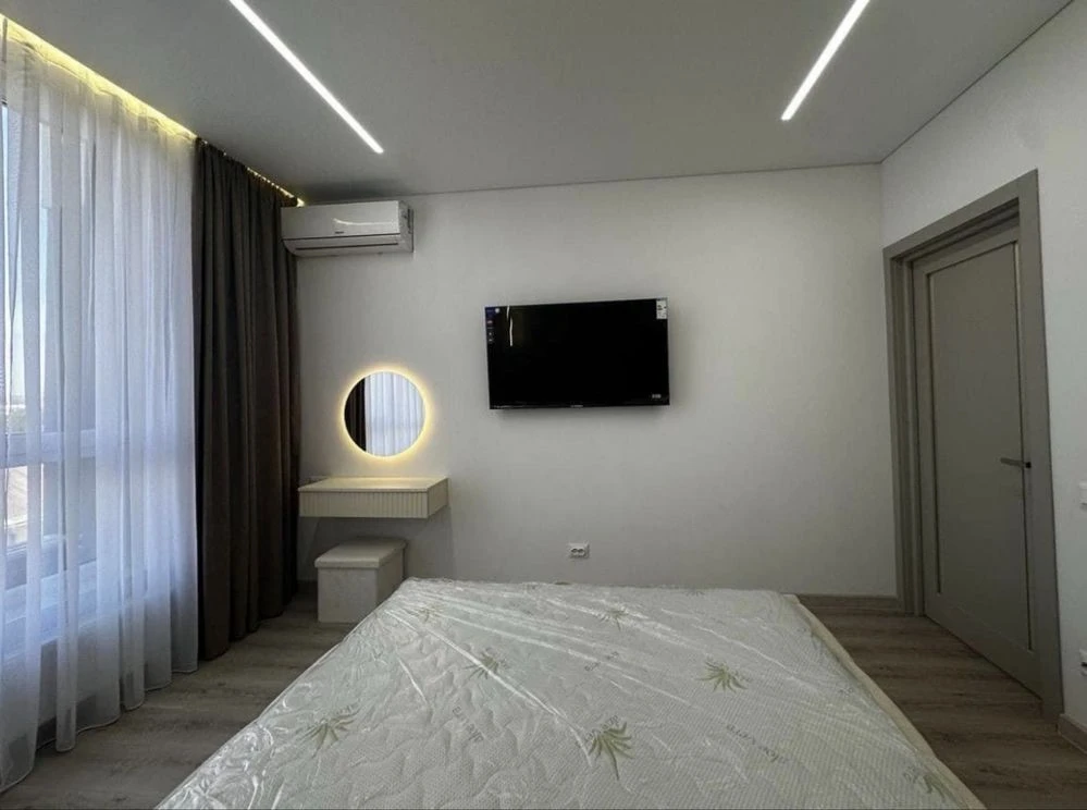 Sale of a two-bedroom apartment in an elite complex